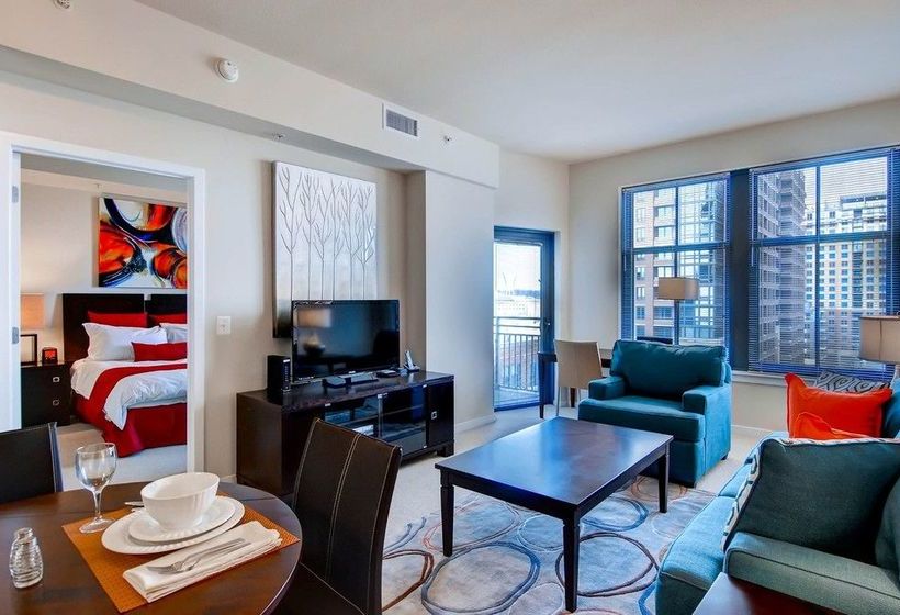 هتل Global Luxury Suites at Metropolitan South