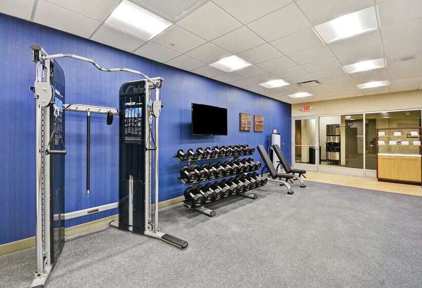 هتل Homewood Suites By Hilton Detroit