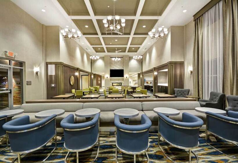 هتل Homewood Suites By Hilton Warren Detroit