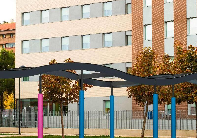 Отель Ibis Budget Zaragoza
