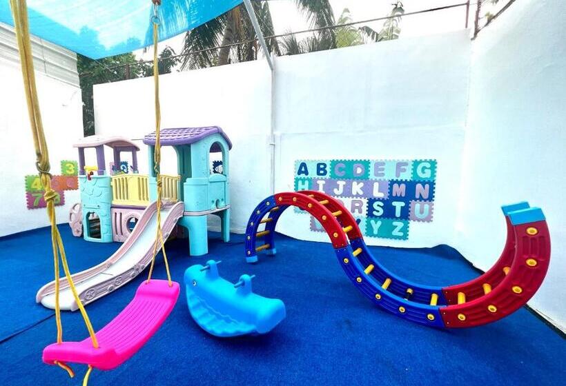 Hotel Issa S Haven Resort