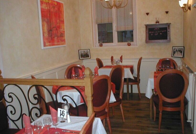 هتل La Champagne Ardenne   Cabourg