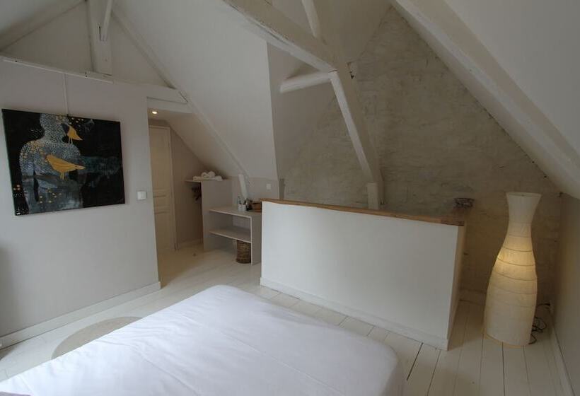هتل La Haute Flourie   Bed And Breakfast  Chambres D Hôtes