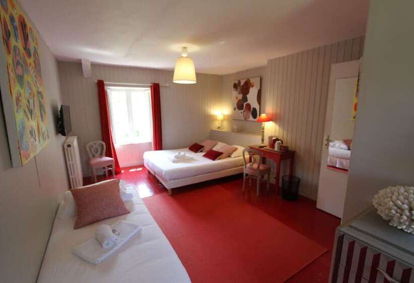 هتل La Haute Flourie   Bed And Breakfast  Chambres D Hôtes