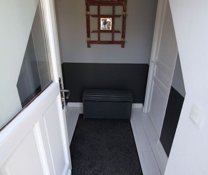 هتل La Haute Flourie   Bed And Breakfast  Chambres D Hôtes