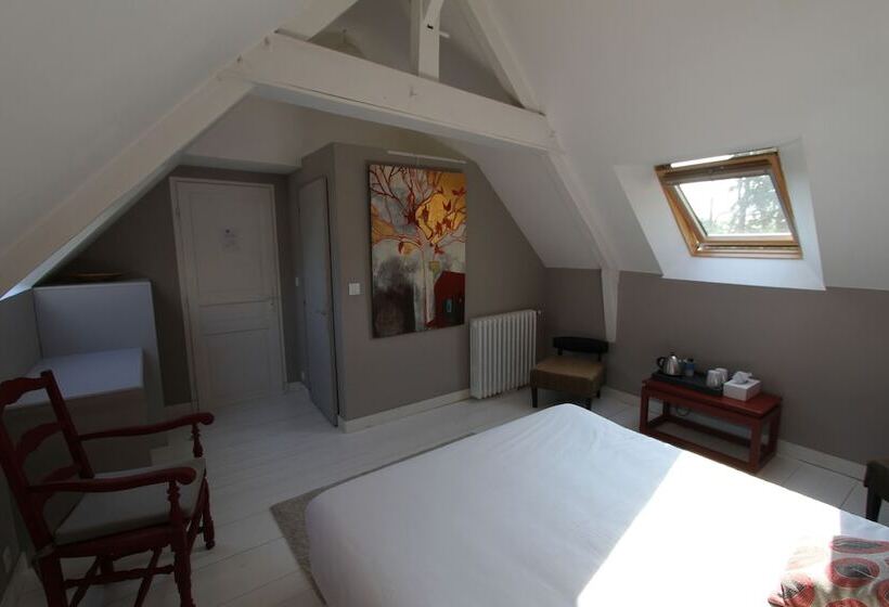 هتل La Haute Flourie   Bed And Breakfast  Chambres D Hôtes