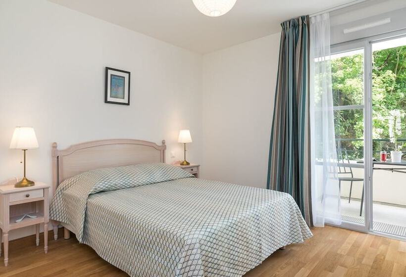 هتل Médicis Home Dijon Les Petites Roches