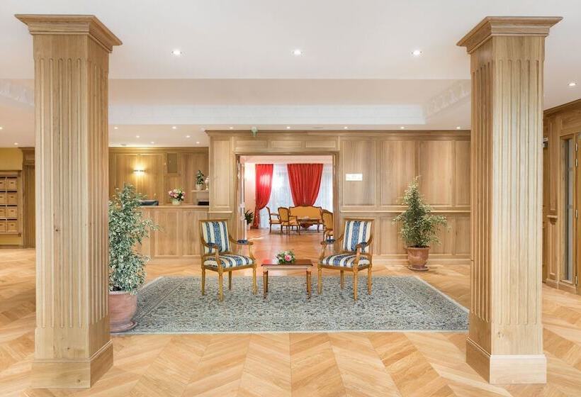 هتل Médicis Home Dijon Les Petites Roches
