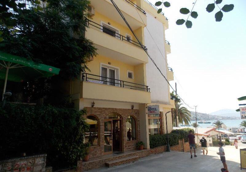 هتل Relax Apts Saranda