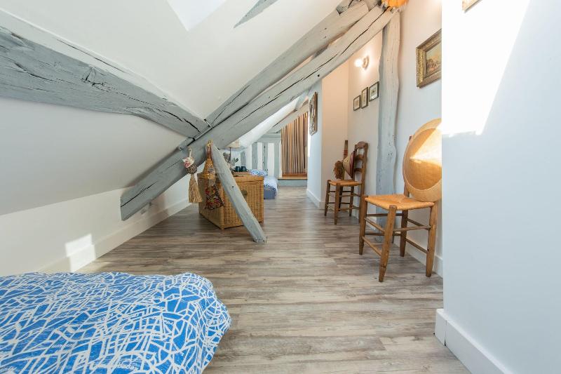 בית מלון כפרי Zenbreak Suite Hemingway