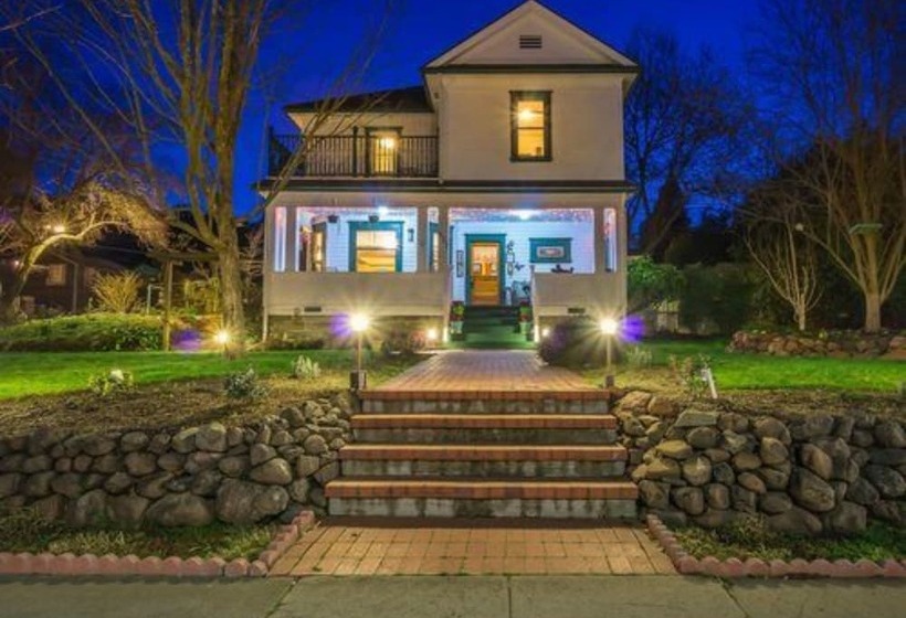 فندق Abigail S Bed And Breakfast Inn