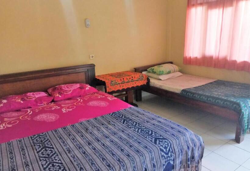 Отель Arjuna Homestay Ubud