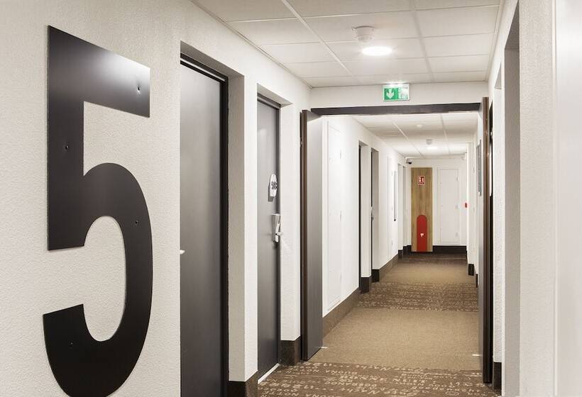 Fotos del hotel B&b Hôtel Lyon Centre Perrache Berthelot:  4