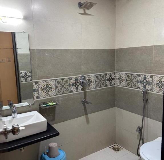 Atlas Plaza By Bizzgrow Hotels