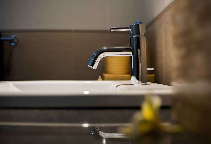 Fotos del hotel Jani S Place Cottage:  9