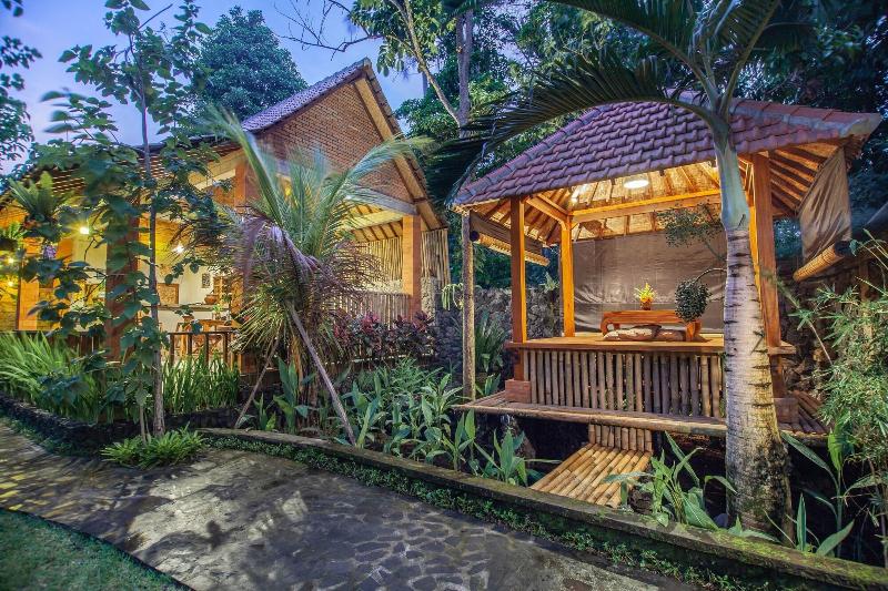 Fotos del hotel Jero Sebali Villa:  6