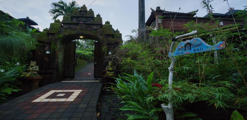 Fotos del hotel Jero Sebali Villa:  12