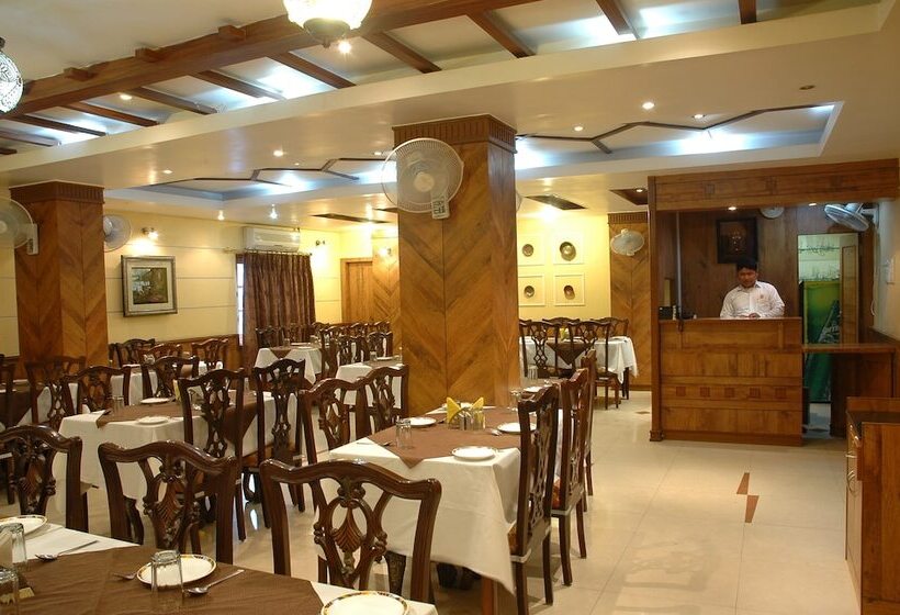 هتل Jora Palace