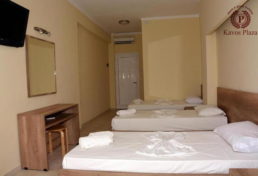 هتل Kavos Plaza