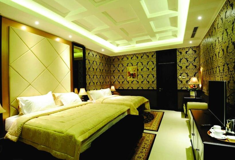 Fotos del hotel Liz Palace Inn:  2