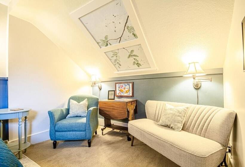 هتل Oak Hill Bed & Breakfast