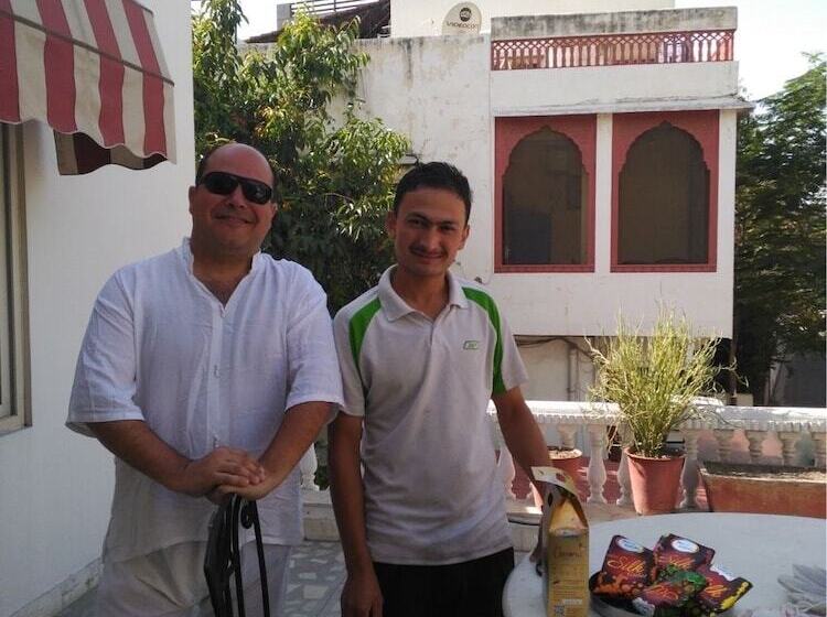 هتل Pratap Bhawan Homestay