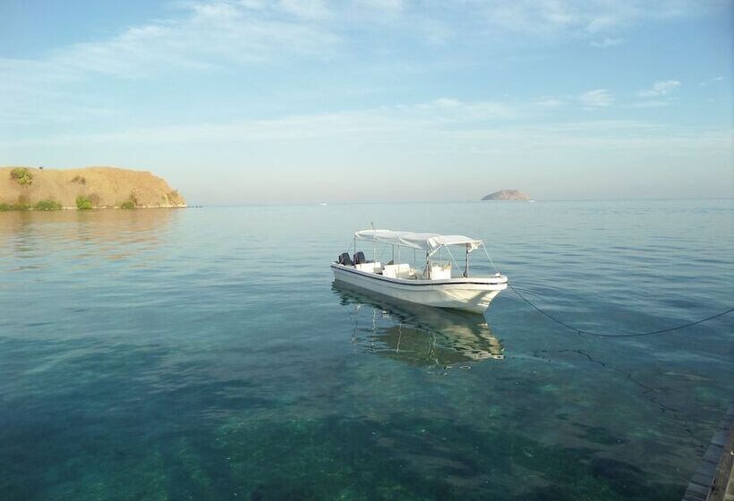 هتل Puri Komodo Resort