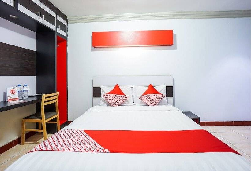 هتل Riverside Manado