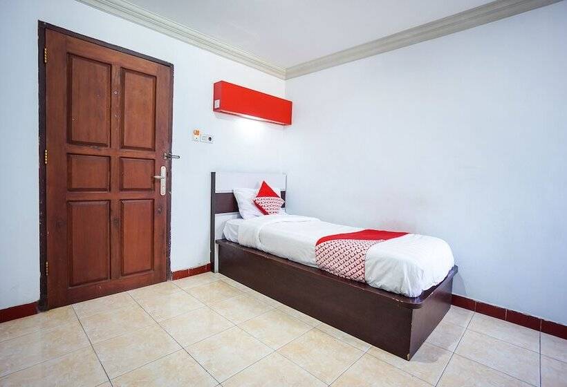 هتل Riverside Manado