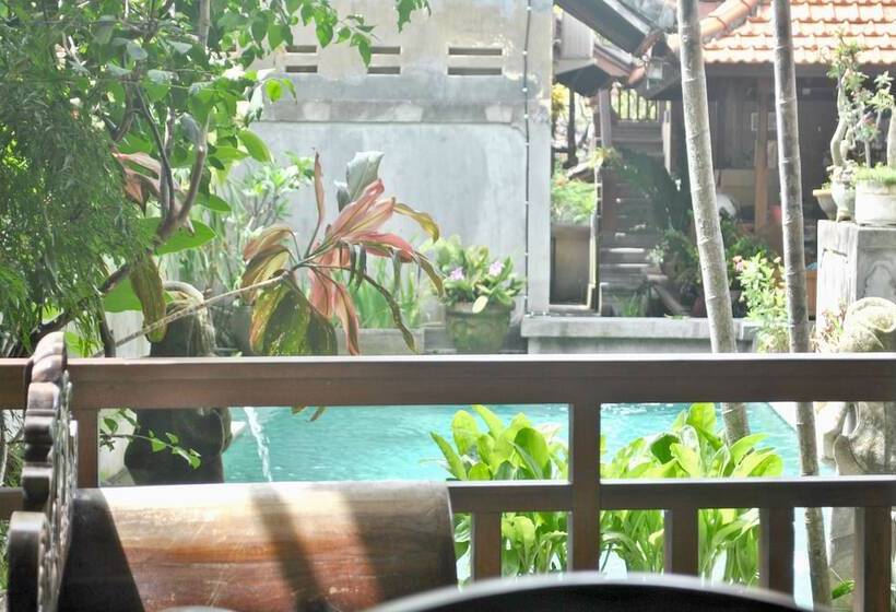 Fotos del hotel Rumah Roda:  2