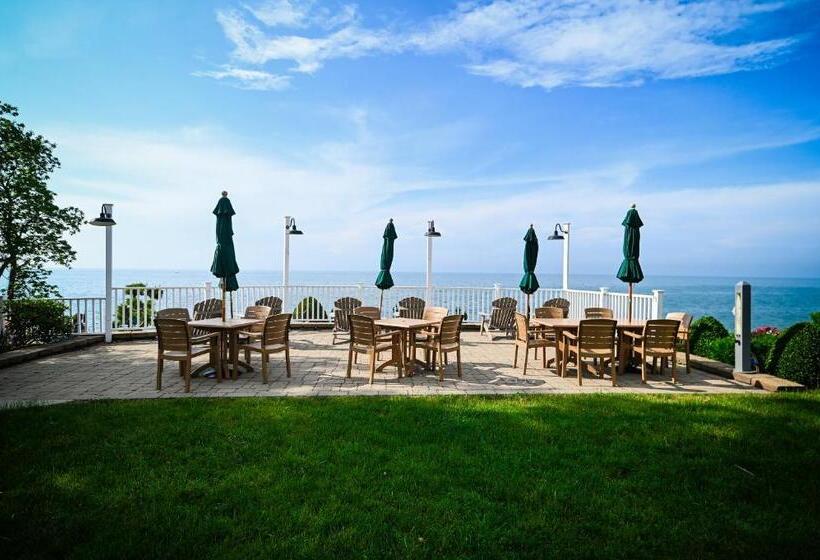 호텔 The Lakehouse Inn Geneva