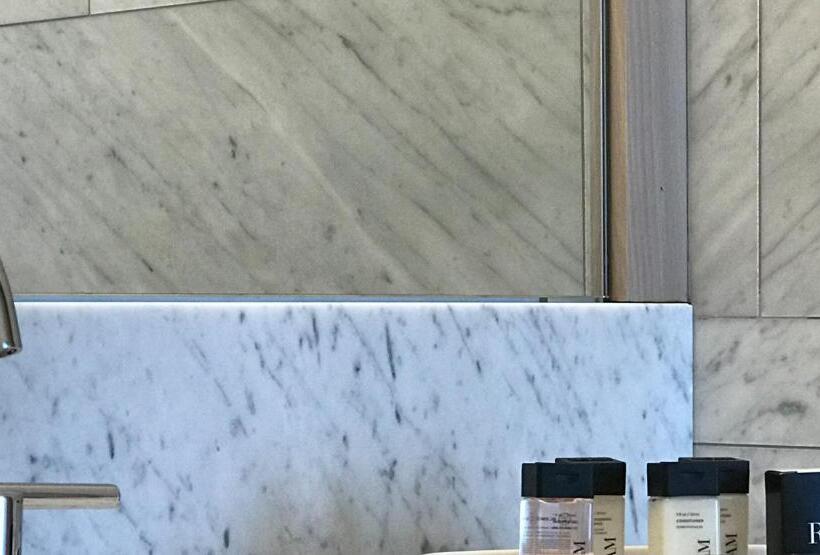 בית מלון כפרי The Preston House And