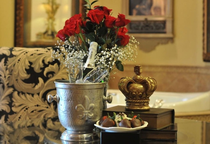 هتل Two Hearts Inn