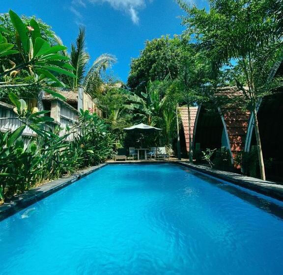 Fotos del hotel Uki Bungalow:  2