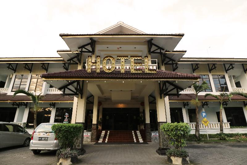 هتل Wisata