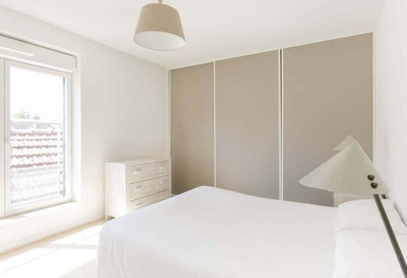 هتل Zenao Appart Hôtels Troyes