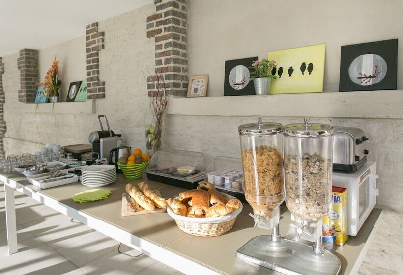 هتل Zenao Appart Hôtels Troyes
