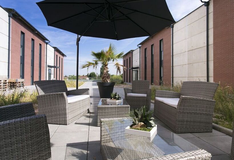 هتل Zenao Appart Hôtels Troyes