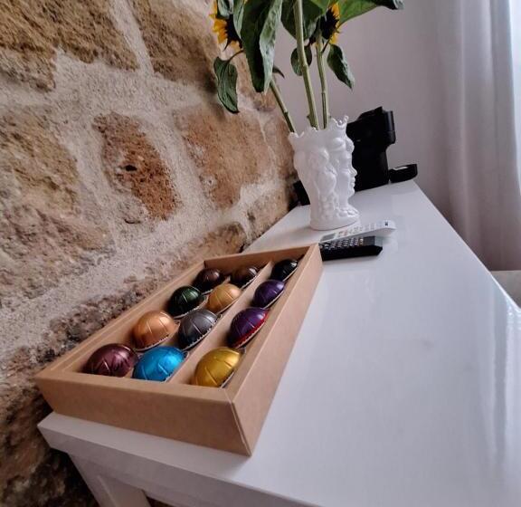 هتل B&b Antichi Colori