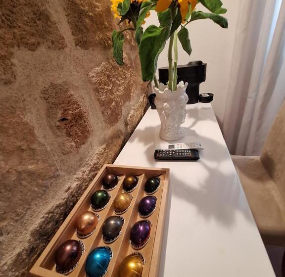 هتل B&b Antichi Colori