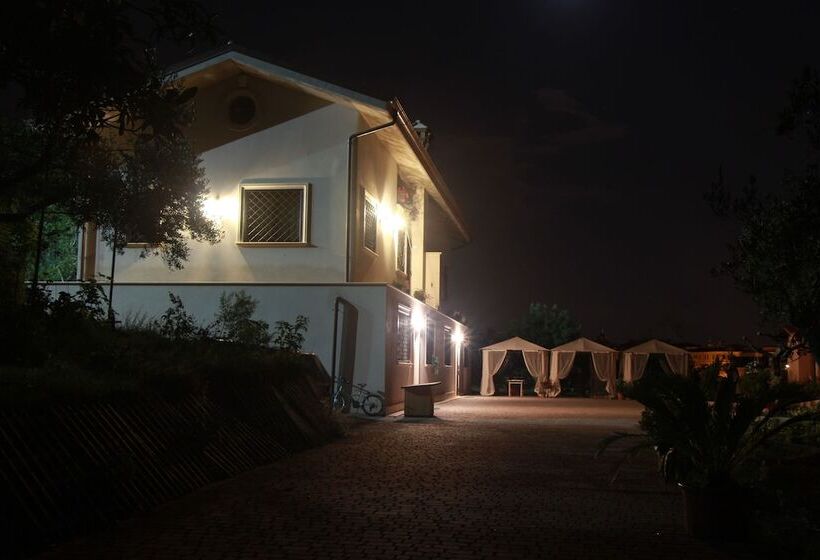 هتل B&b La Terrazza Di Frascati