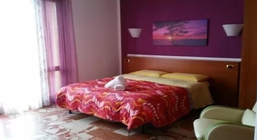 هتل B&b L'isola