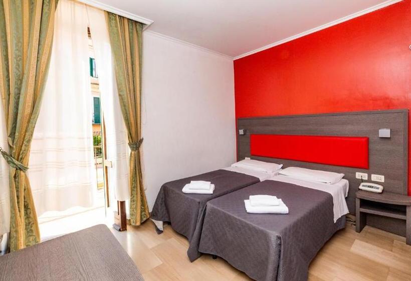 Fotos del hotel Center 2:  4