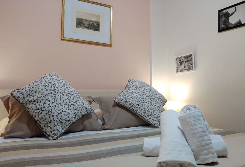 Fotos del hotel Dreaming Navona Rooms:  12