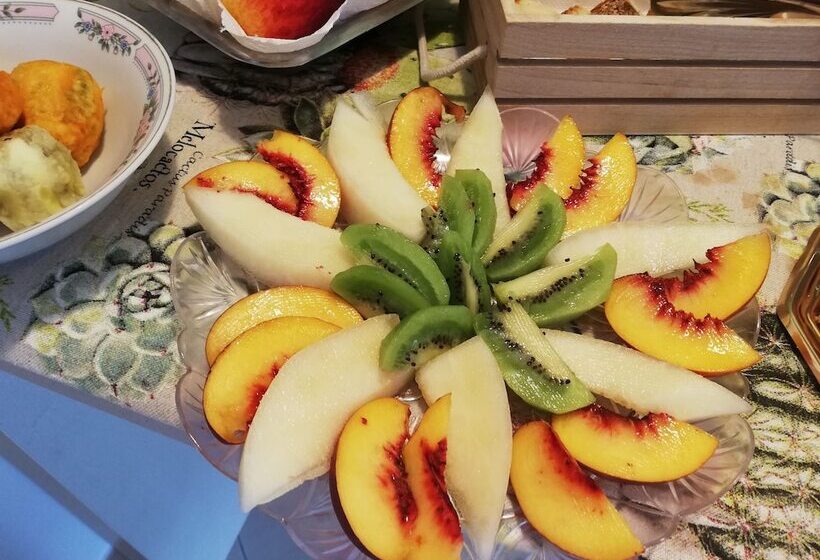 בית מלון כפרי La Finestra Sul Cortile B&b