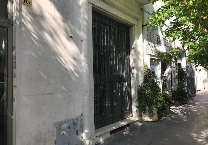 Fotos del hotel Sensation House:  2