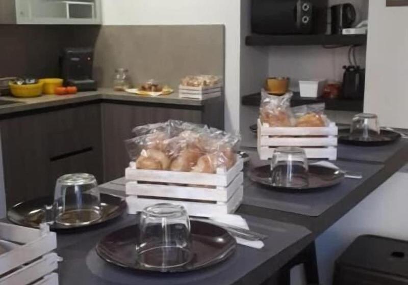 Fotos del hotel Sensation House:  10