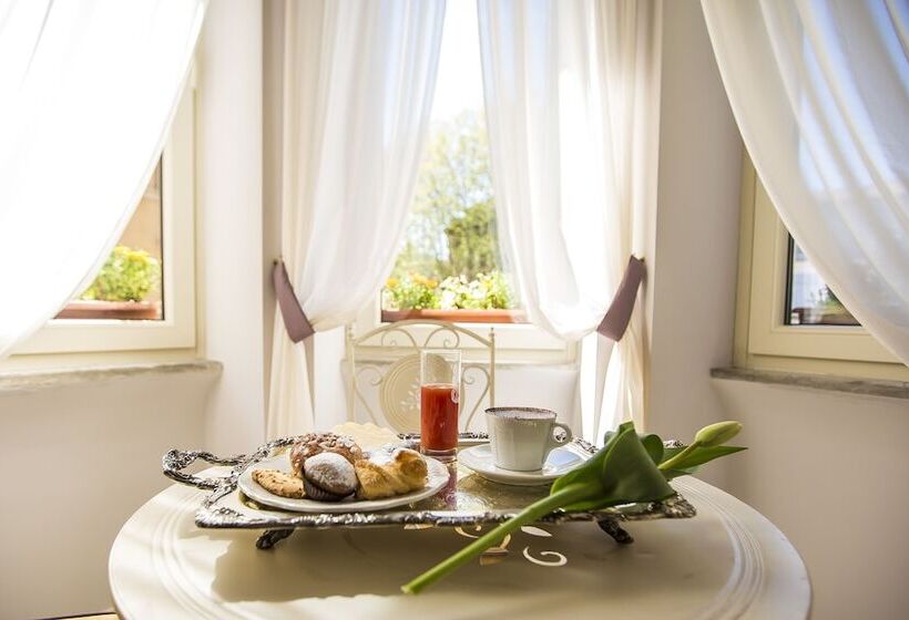 Trastevere Royal Suite