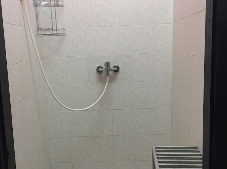 هتل Y Not Laos Hostel