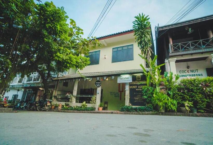 هتل Y Not Laos Hostel